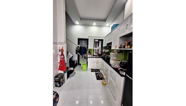 Bán nhà gấp HẺM Ô TÔ TRÁNH 80m2_5.7x15m 4 TẦNG Đình Phong Phú TNPB Thủ Đức Chỉ 6,99 tỷ
